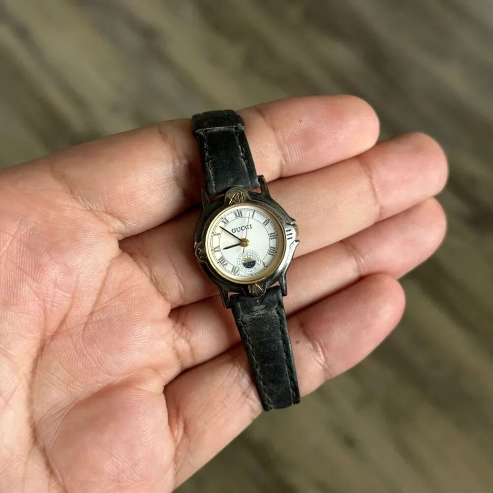 Vintage Gucci Women's Ladies Moonphase Wristwatch Watch